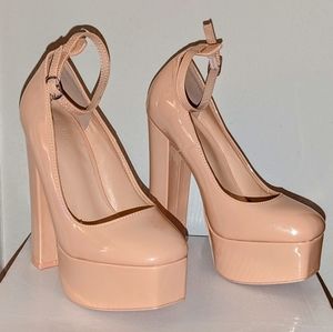 Platform chunky heel pumps